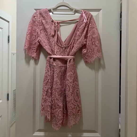 Francesca’s light pink Romper - Picture 2 of 2